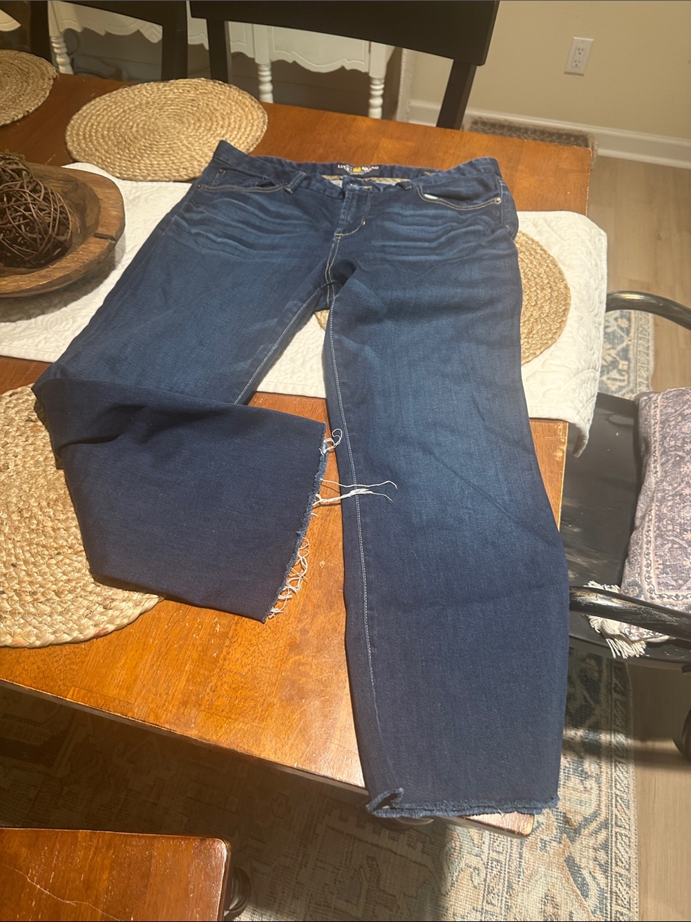 Lucky Brand Dark Blue Sweet Jean Boot denim crop jeans. Excellent condition, 32s